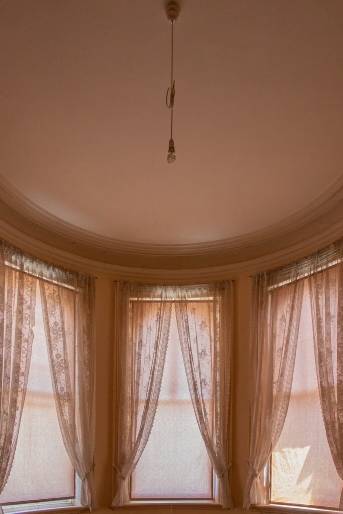 Use curtains